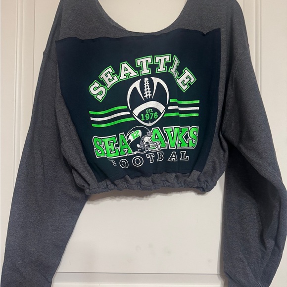 Tops - Seattle Seahawks Cropped Sweatshirt vintage reworked one size
